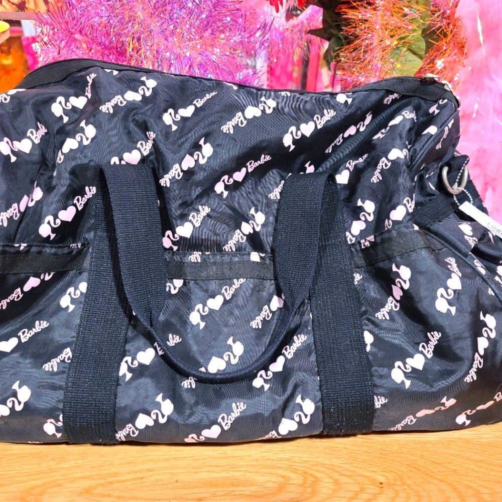 NEW! LARGE MATTEL BARBIE DUFFLE BAG/TOTE!